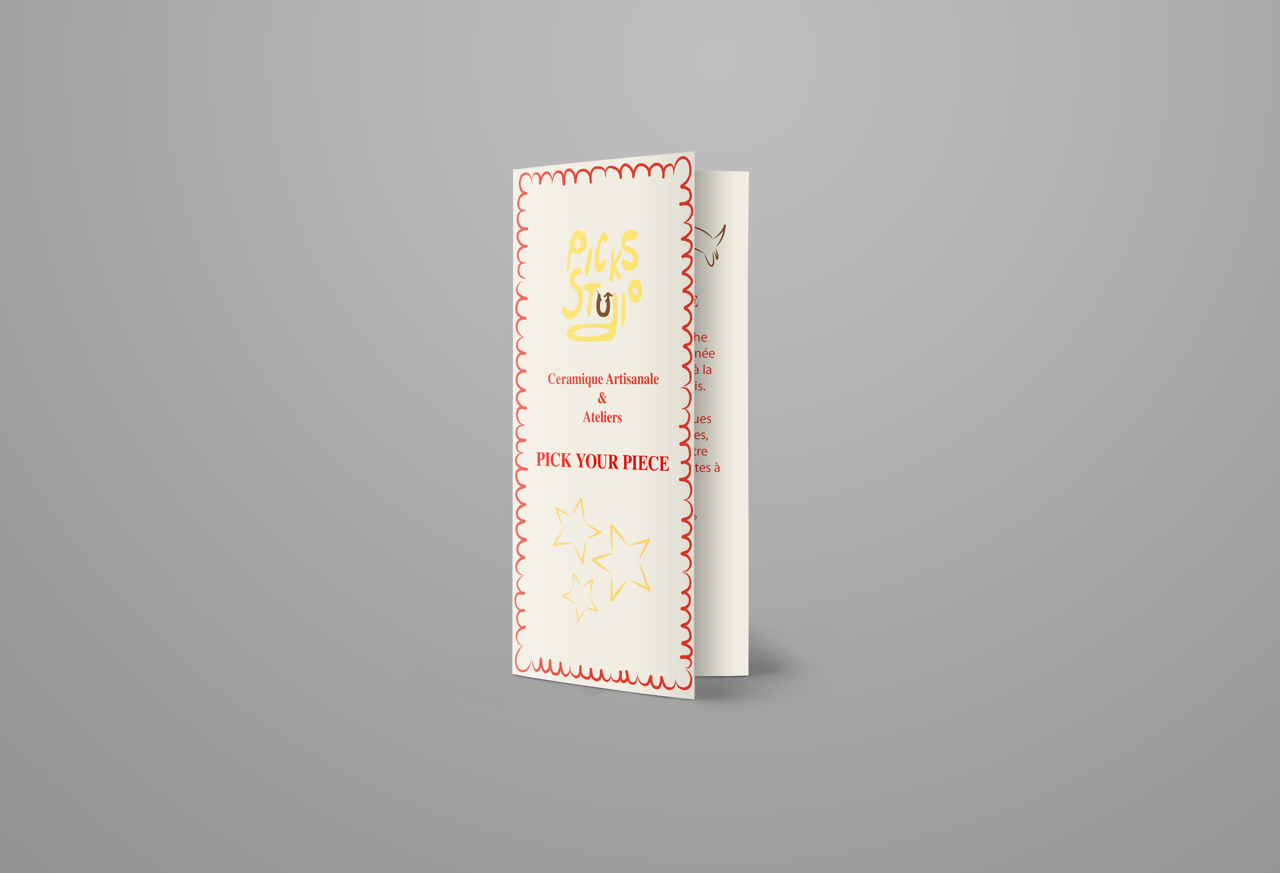 Pick Studio — dépliant fermé